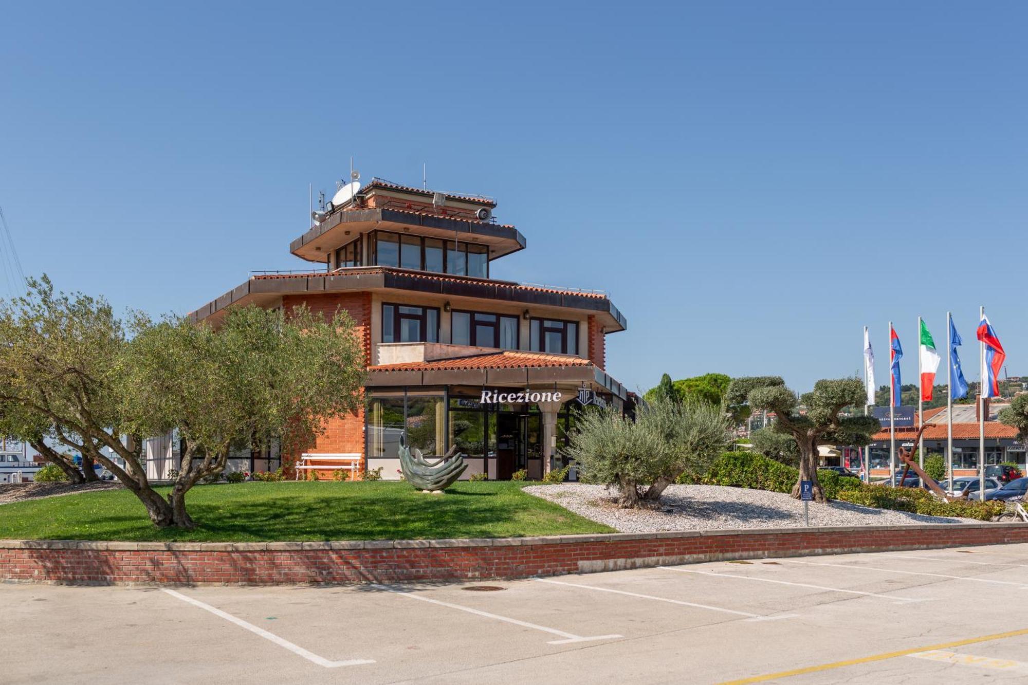 Floating Sea House Shark 3 Apartamento Portorož Exterior foto