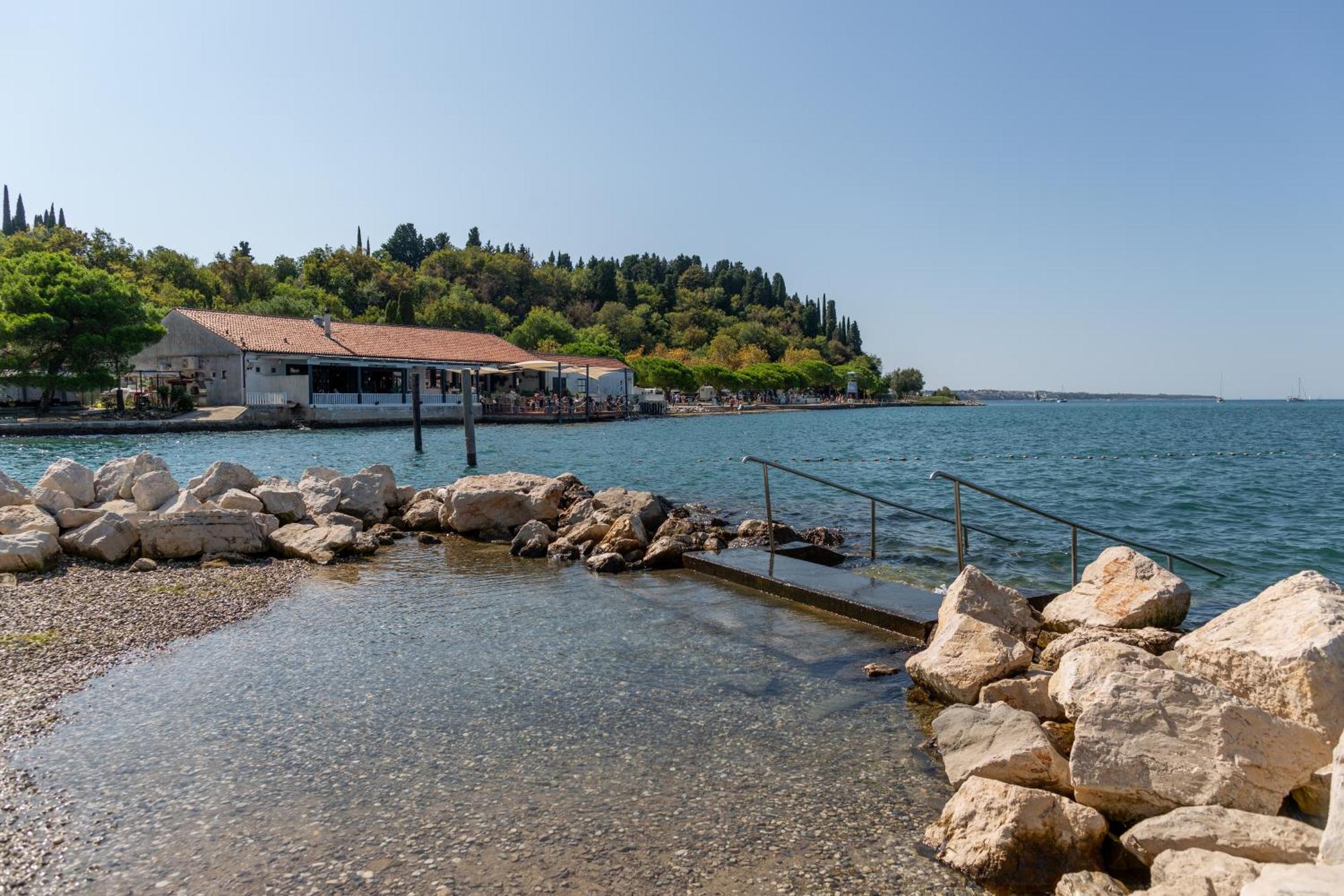 Floating Sea House Shark 3 Apartamento Portorož Exterior foto